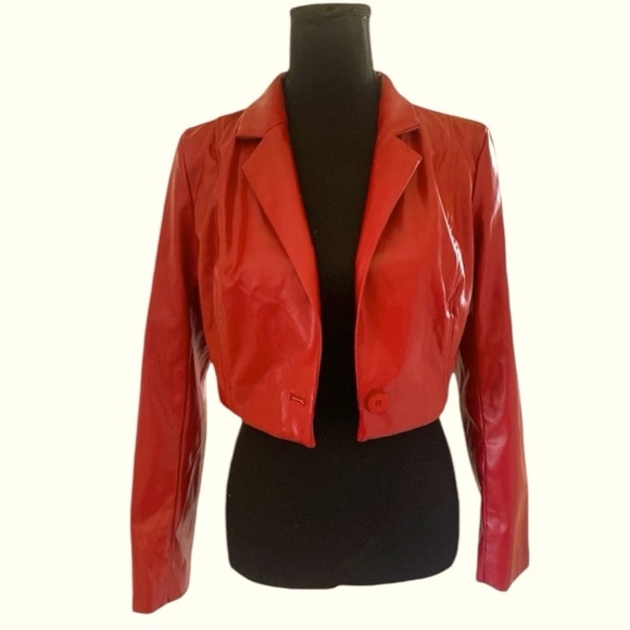 Cropped Red Faux Leather Red Women's Jacket Size Small 1 Button Lightweight NWT - Picture 1 of 9